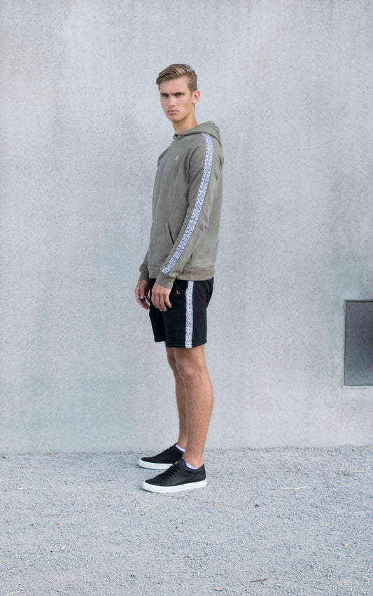 Shorts men