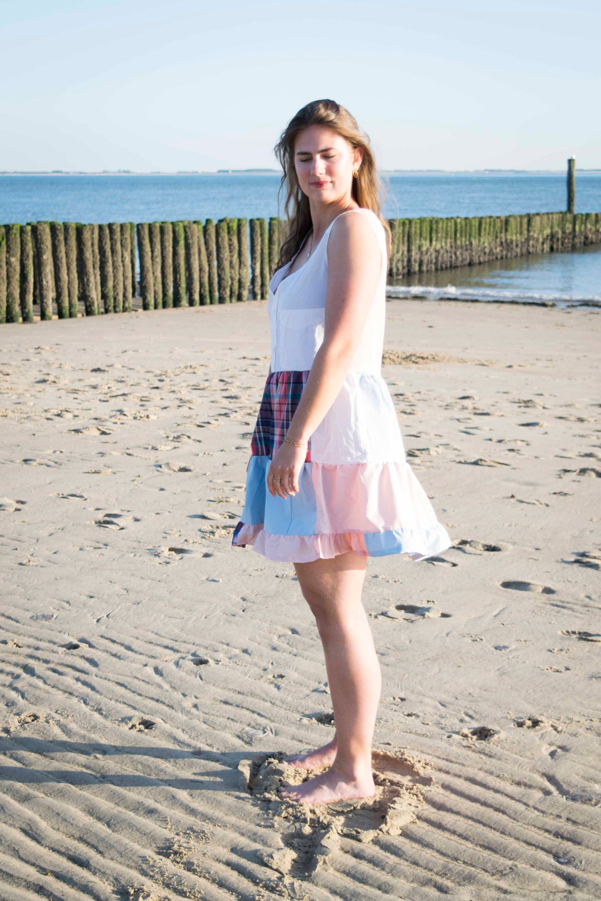 Remix Dreamer Dress, Seitenansicht des Stufenrocks